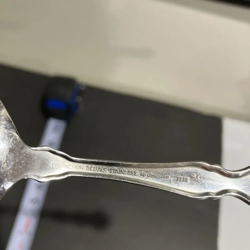 Oneida Valerie Distinction Deluxe Stainless Pierced Serving Spoon